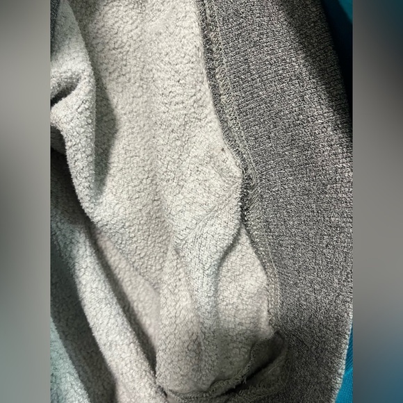 Quiksilver Men’s Raglan Sleeve Hoodie in Teal & Gray - Size Medium - Picture 16 of 16